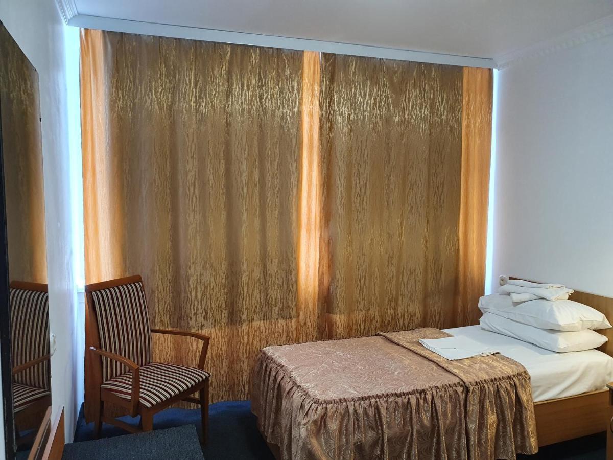 Aktobe Hotel Zewnętrze zdjęcie
