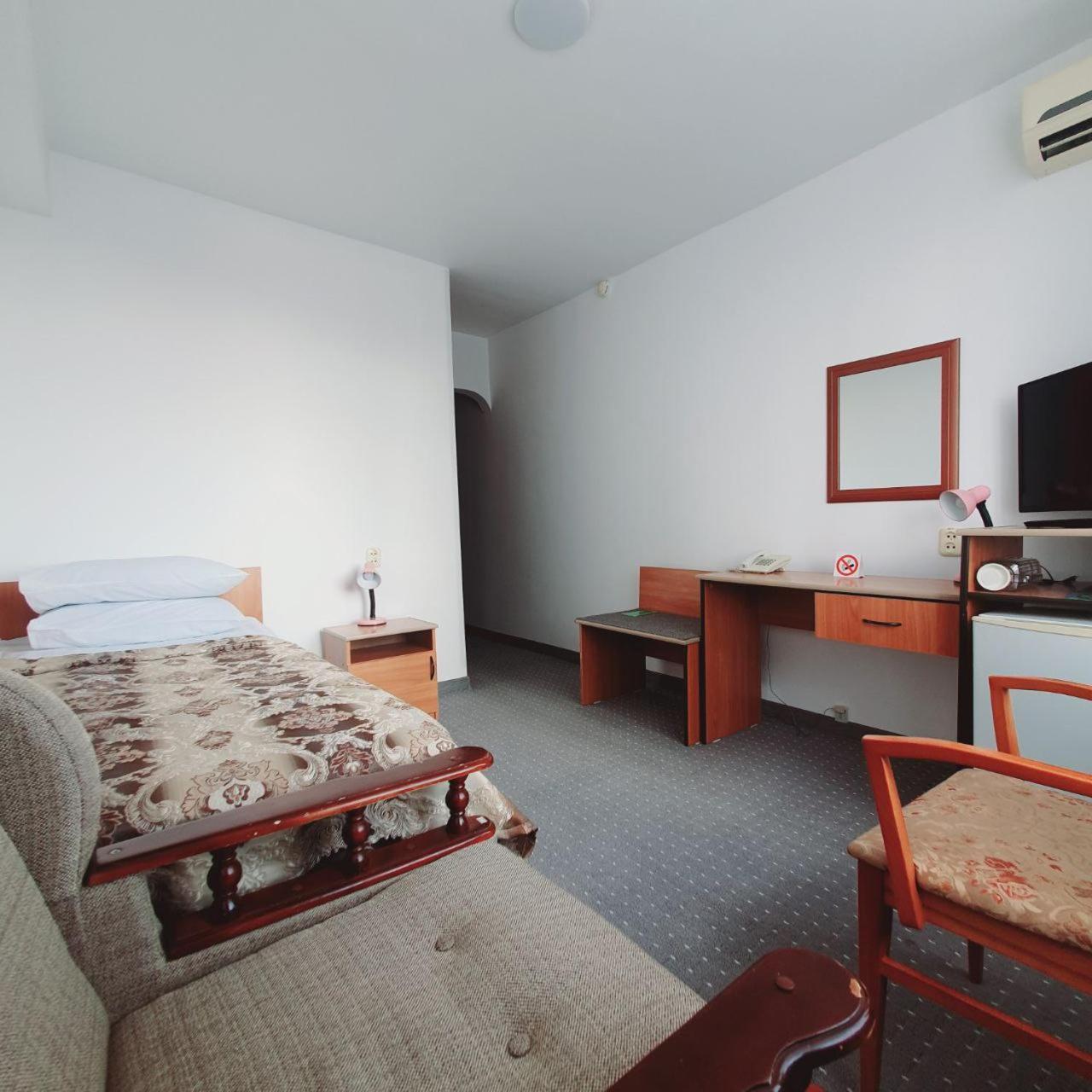 Aktobe Hotel Zewnętrze zdjęcie