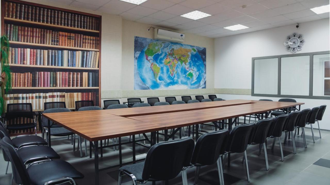 Aktobe Hotel Zewnętrze zdjęcie