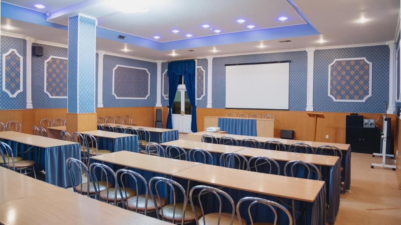 Aktobe Hotel Zewnętrze zdjęcie