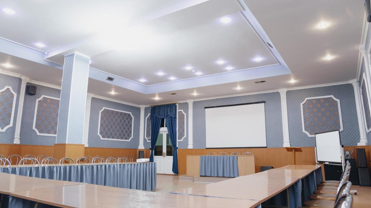 Aktobe Hotel Zewnętrze zdjęcie
