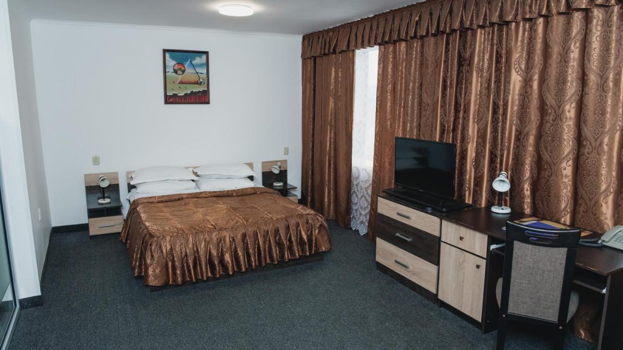 Aktobe Hotel Zewnętrze zdjęcie
